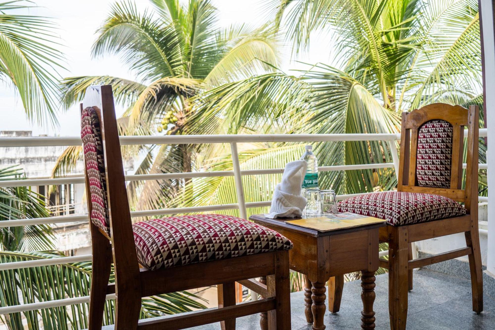 Marine Palace Beach Hotel Ковалам Экстерьер фото