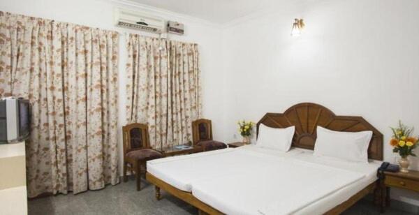Marine Palace Beach Hotel Ковалам Экстерьер фото