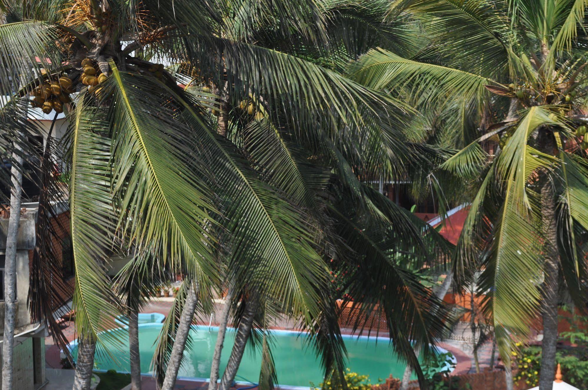 Marine Palace Beach Hotel Ковалам Экстерьер фото